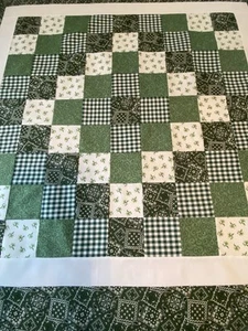 QUILT TOP-HUNTER GREENS & WHITE~ 46” SQ.~BABY, LAP, TABLE, DECOR PIECED U.S.A. - Picture 1 of 8
