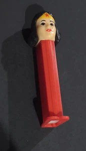 Vintage 1979 Wonder Woman Pez Dispenser Feet, Made In Slovenia Toy  Super Hero - Picture 1 of 4