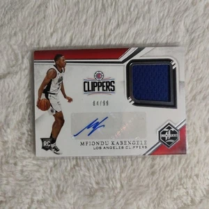 2019 Panini Limited Mfiondu Kabengele Los Angeles Clippers Patch Auto /99 #LRMFK - Imagen 1 de 24