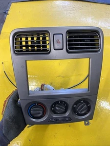 2004 2005 2006 2007 2008 Subaru Forester Center Dash Radio Trim Climate Vent - Picture 1 of 5