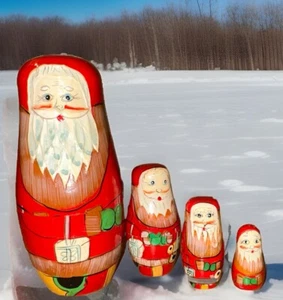 Vintage 4x bambole nido stile russo Babbo Natale dipinte a mano Natale - Foto 1 di 10
