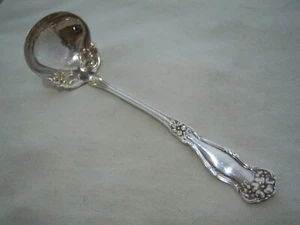 WM ROGERS & SONS AA ARBUTUS SMALL LADLE Floral Ornate Sauce Gravy Serving Piece - Picture 1 of 5