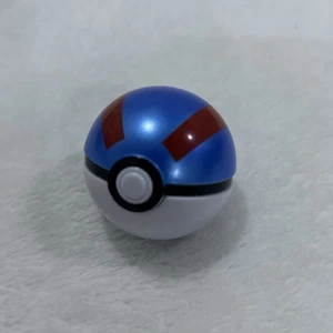 Pokemon Figure - Holo Togekiss Pokeball - Bandai Bikkura Tamago 1.5" Anime - Bild 1 von 2