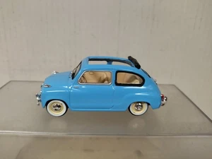 SEAT 600 1960 2-SERIE DESCAPOTABLE AZUL CLARO 1:43 SALVAT SOLIDO NO BOX - Imagen 1 de 4