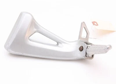 99-02 Suzuki SV650 estribo trasero izquierdo pasajero y soporte Foto 1 de 4