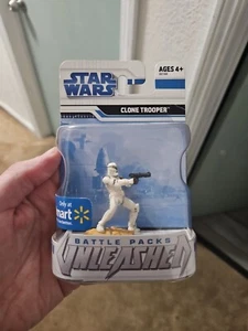 Star Wars Battle Packs Unleashed 2008 Clone Trooper Mini Figure Wal-Mart White - Picture 1 of 4
