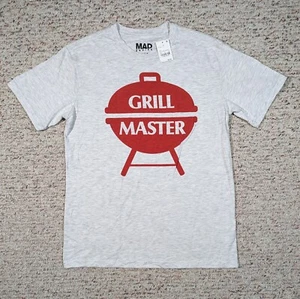 T-Shirt Grill Master Herren Größe SMALL grau verrückt motor rot Grafik neu mit Etikett T-Shirt - Bild 1 von 4
