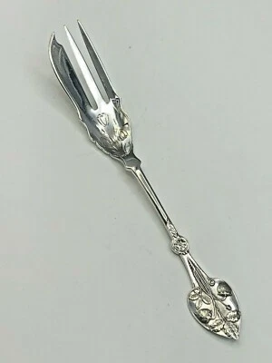 Antiguo tenedor de plata esterlina para pescado o carne de res 6,25" Foto 1 de 4