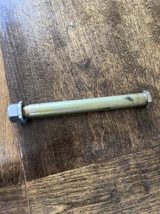 1997-2004 Suzuki Marauder VZ800 VZ 800 REAR SWINGARM BOLT PIVOT SHAFT - Picture 1 of 3