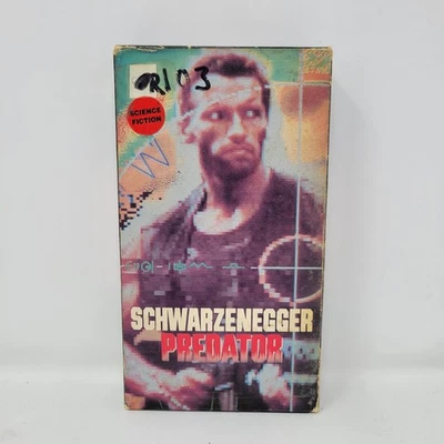 Arnold Schwarzenegger Predator VHS Movie 1987 Sci Fi Action Film - Image 1 of 4