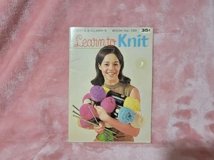 Vintage 1968 Learn to Knit Coats and Clark's Book No. 190 - 21st Edition - Foto 1 di 5