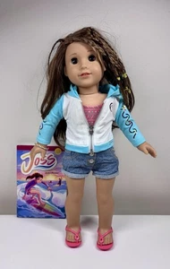 American Girl Doll Joss Kendrick Girl Of The Year 2020 + Meet Outfit + Libro - Foto 1 di 9
