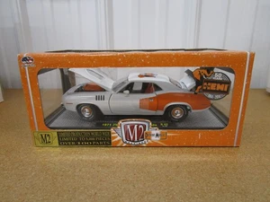 M2 MACHINES 1971 Plymouth Cuda Hemi 1/24 50 years 426 Hemi box diecast car Z - Picture 1 of 8