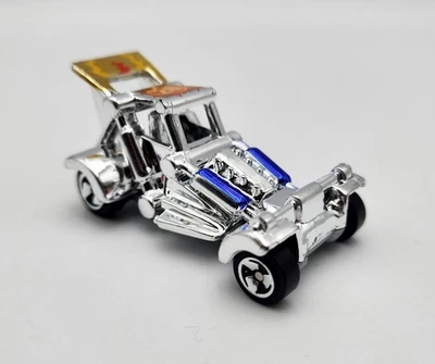 Maisto - 滑板车 - 银色塑料/分片 — 第 1/4 张图片