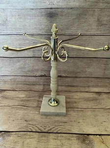 Supporto da esposizione gioielli in marmo ottone vintage porta asciugamani 4 bracci finitura ghianda - Foto 1 di 8