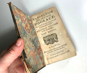 ANTIQUE OLD 1738 LEATHER BOUND BOOK TRADUCTION WORKS D'HORACE in FRENCH JESUS