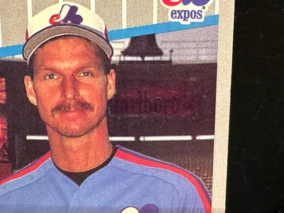 Randy Johnson 1989 Fleer Marlboro Ad on Scoreboard Visible Red Tint RC #381 🔥 - Image 1 of 3