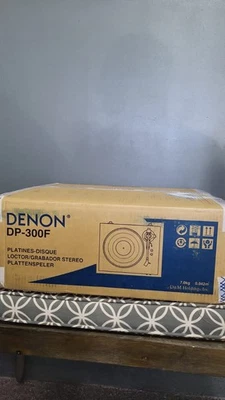 Denon DP-300F Belt Drive, automatic Turntable, Black - Image 1 of 4