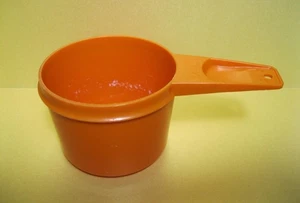 Vintage Harvest ORANGE Tupperware Measuring Cup Replacement Measure ¾ Cup 762-6 - Picture 1 of 2