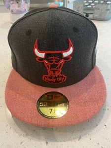 Chicago Bulls Windy City 59Fifty New Era Cap - 7 3/4 - Bild 1 von 8