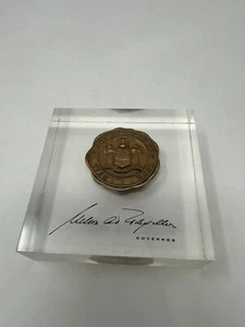 Nelson A. Rockefeller Official Governor Of New York Coin - Picture 1 of 7