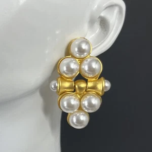 Etruscan Door Knocker Earrings Faux Pearl Matte Gold Tone Pierced Statement - Picture 1 of 8