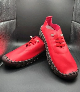 OY Womans Red Faux Leather Laced Up Shoe EU 41 US 9-9 1/2 - Picture 1 of 12