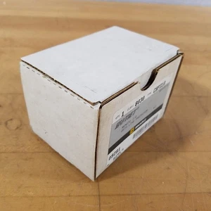 Square D Symax 8030-CBP-310 Data Line Protector - NEW - Picture 1 of 5