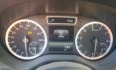 2017-2018 QX30 OE Speedometer Gauge Cluster 89K Miles Infiniti - Изображение 1 из 4