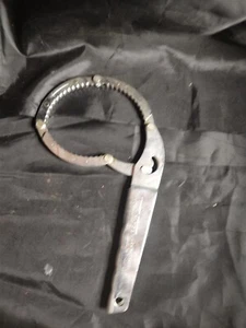 Vtg Turny Filter Automobile Car Oil Filter Wrench USA Pat 3885479, Made in Japan - Picture 1 of 7