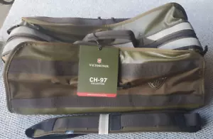 LONA DE MANO VICTORINOX CH-97 CLIMBER 22,75" - VERDE PINO - LOGOTIPO WB - Imagen 1 de 6