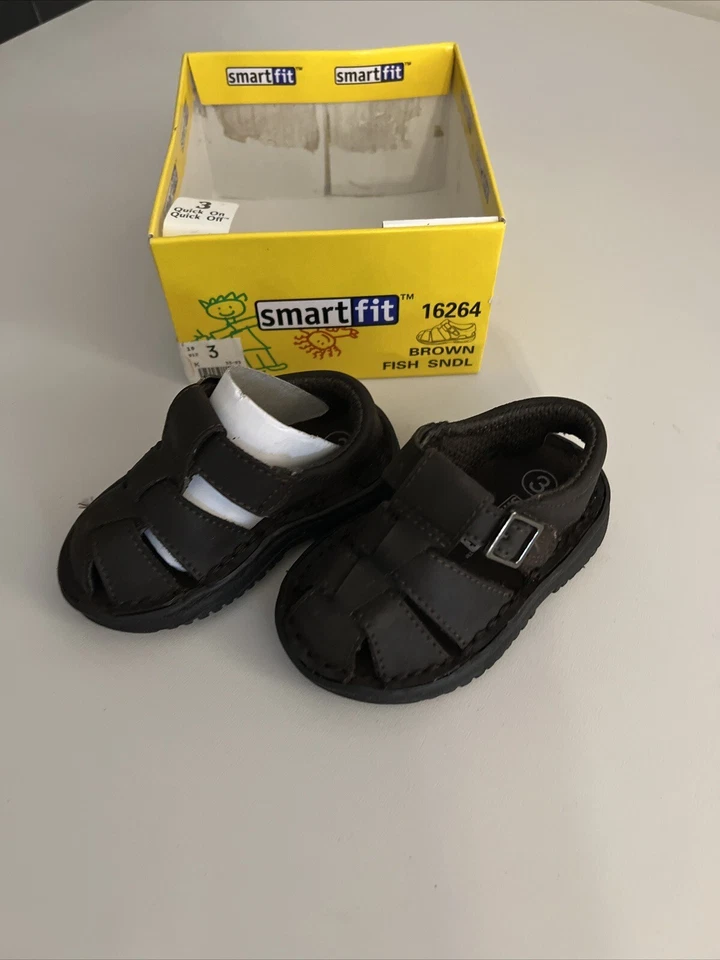 Smart fit 棕色鱼砂 #16264 尺寸 3 — 第 1/1 张图片