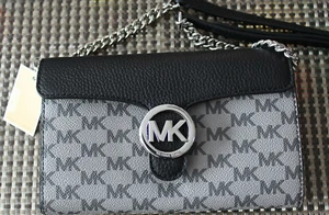 $198 NWT Michael Kors VANNA Crossbody Bag Black Signature Acorn Wallet - Bild 1 von 9