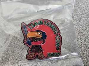 2025 San Diego Team Comic Con SDCC Emaille Pin - Bild 1 von 2