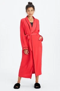NEW Fabletics Ecosatin Robe Women's Size Medium 8 Strawberry Red Black Lounge - Picture 1 of 13