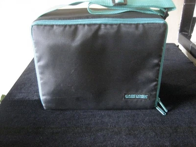 Case Logic CD Case Soft Carry Bag Vintage 90s Black Teal Blue Shoulder Strap 30 - Image 1 of 4