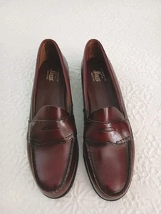 G H Bass Co Classic Women's Sz 8 1/2 AA Oxblood Leather Penny Loafers USA MINT - Picture 1 of 12