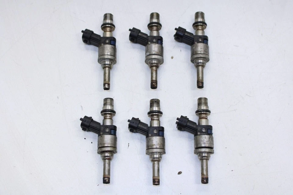 Conjunto de injetor de combustível de alta pressão 11-16 Porsche Panamera 4 3.6L 6 948-110-128-35 - Imagem 1 de 4