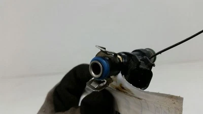 Ford Escape Fuel Injector 2.5L Fits 2009-2023 OEM - Image 1 of 4