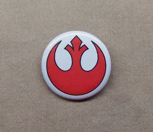 Star Wars Rebel Alliance Logo Button 1,25" Badge Pinback Pin Luke Skywalker - Bild 1 von 3