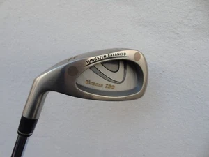 LEFT HAND YONEX V-MASS 250 2 IRON REGULAR STEEL SHAFT GOLF CLUB - Picture 1 of 4