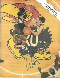 VINTAGE 1986 SIGNED KU JAYHAWKS BASKETBALL PROGRAM AUTO - Picture 1 of 1