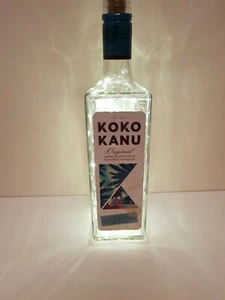 Lampada Bottiglia Koko Kanu Rum Caldo Bianco Colore Luci LED Decorazione Regalo - Foto 1 di 4