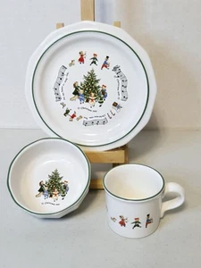  Vintage Pfaltzgraff "O Christmas Tree" Dinnerware Set Of 3 - Plate, Bowl, Cup - Picture 1 of 11
