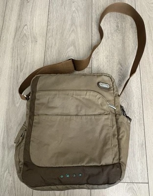 TUMI T-Tech Crossbody Messenger Bag/Satchel Carry Green 5120MSS - Image 1 of 4