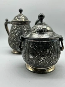 Reed & Barton Silver Plated Tea Kettle & Sugar Bowl Set - 18th Century Vintage - Picture 1 of 19