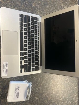 REPUESTOS APPLE MACBOOK AIR A1465 (DJ1022076) Foto 1 de 4