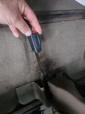 TAN Ford Excursion segunda fila banco central cinturón de seguridad hebilla 2000-2005 centro Foto 1 de 4