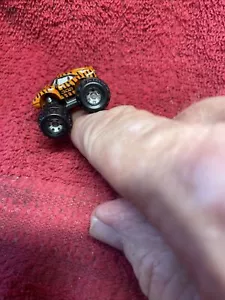 Micro Machines 1987 Galoob #308 Orange Black Stripes Ferrari 308 4x4 - Picture 1 of 5