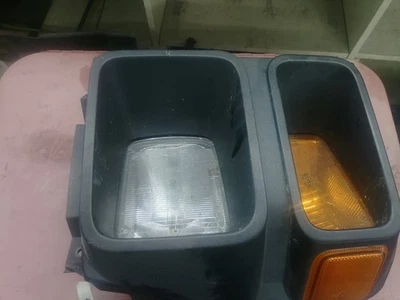 2008-2010 Ford Super Duty F250 F350 F450 F550 LH Driver Side Sealed Beam Halogen - Image 1 of 4